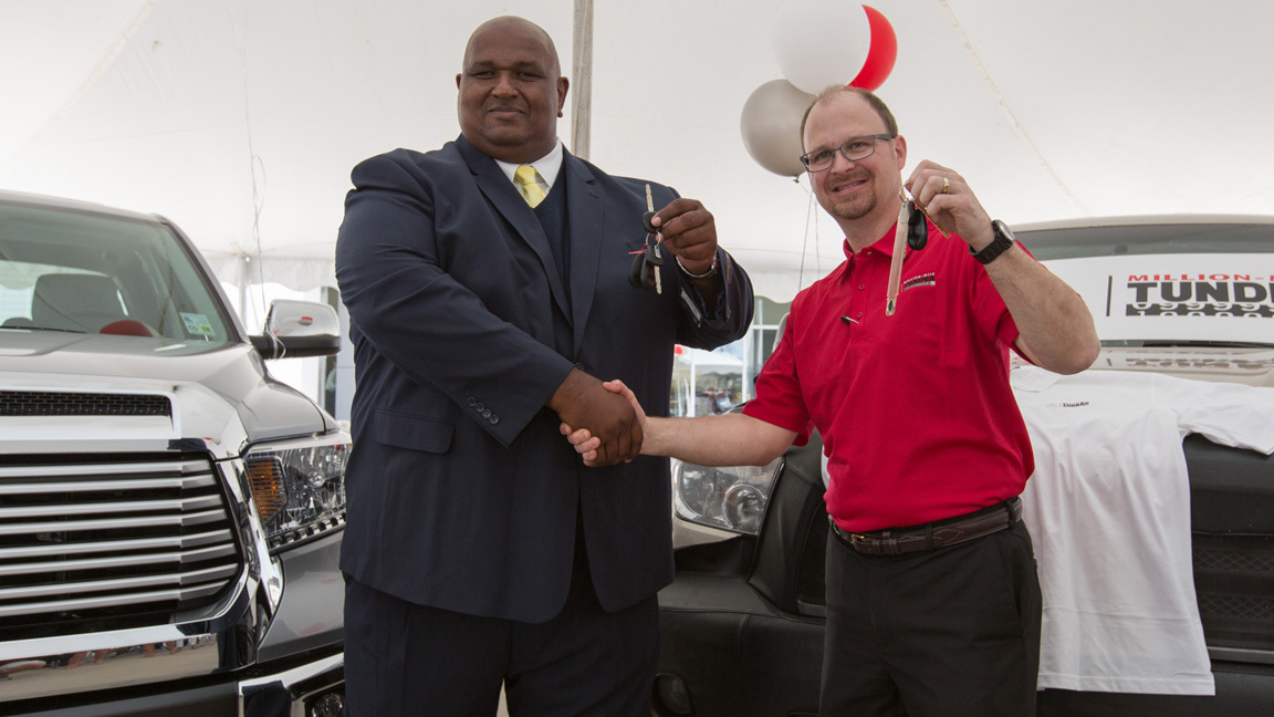 On May 11th 2016 Victor Sheppard was presented with a 2016 Tundra Limited in exchange for his Million-Mile 2007 Tundra during a ceremony at Greg LeBlanc Toyota in Houma, Louisiana. Here he is seen swapping keys with Toyota Tundra Chief Engineer Mike Sweers.