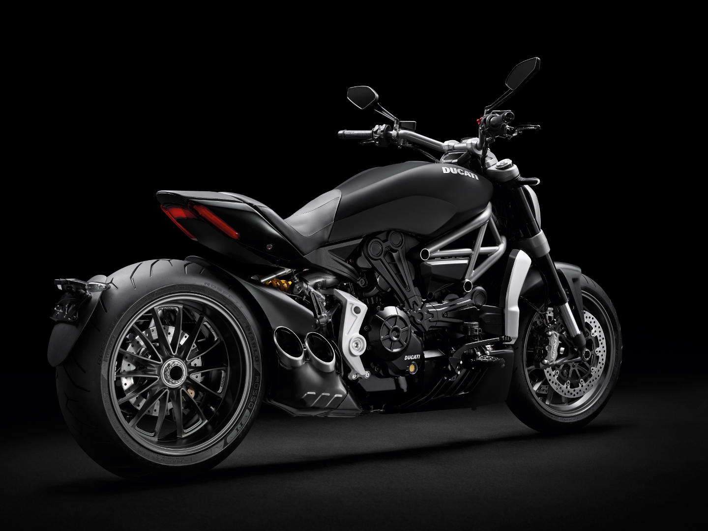 59 06 XDIAVEL