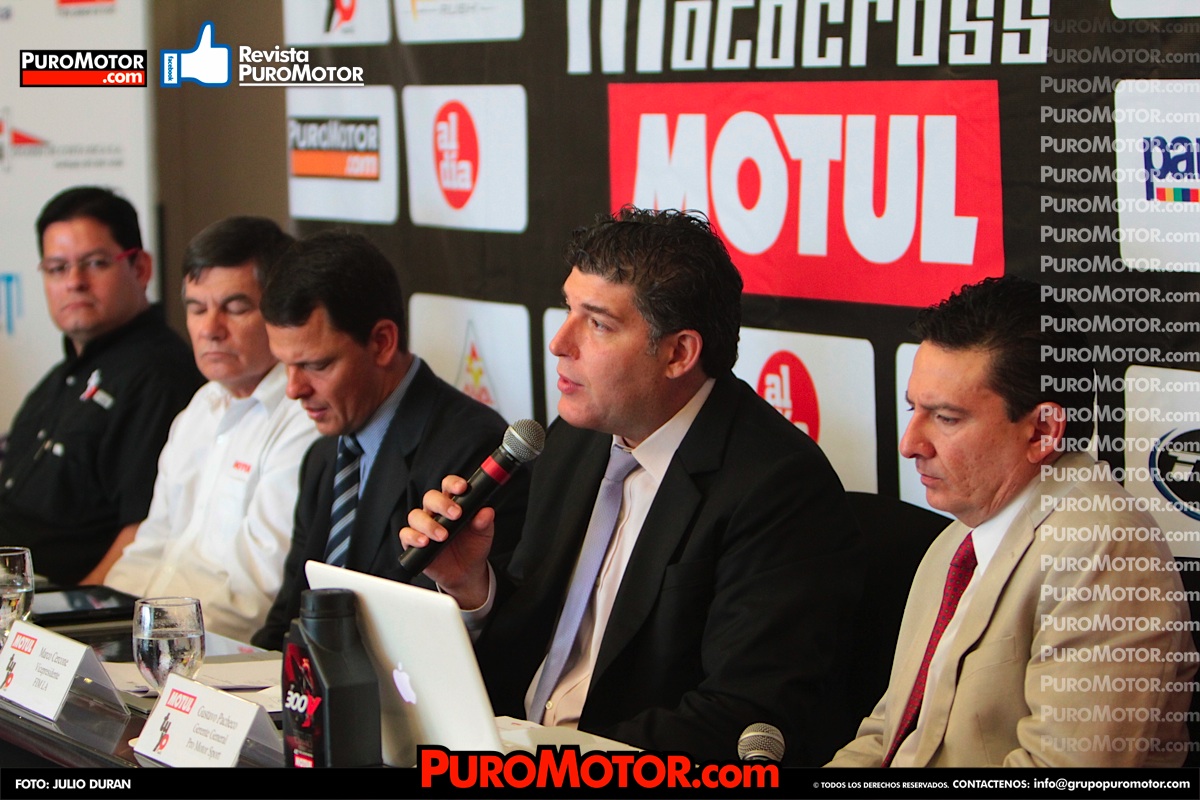 Conferencia_de_Prensa_SuperCross_La_olla_2013_0010