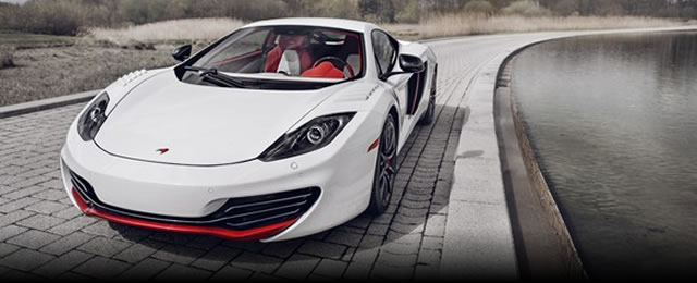 McLaren_MP4-12C_