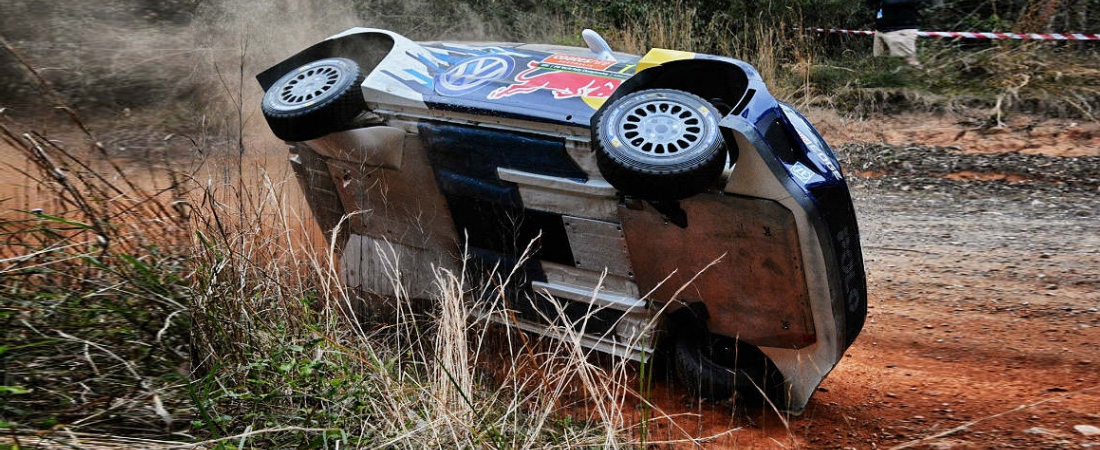 Ogier casi vuelco en Australia WRC