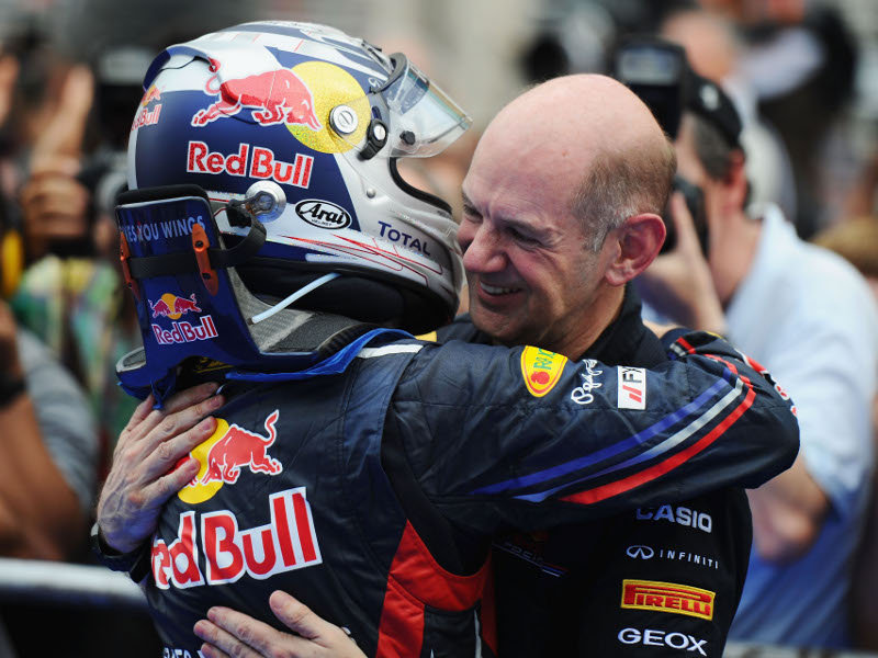 Sebastian-Vettel-and-Adrian-Newey 2583943