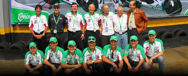 a_CASTROL_RACING_TEAM