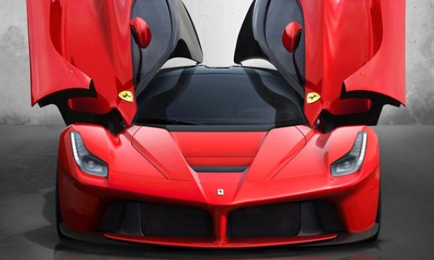 ferrari_laferrari_frontal_puertas