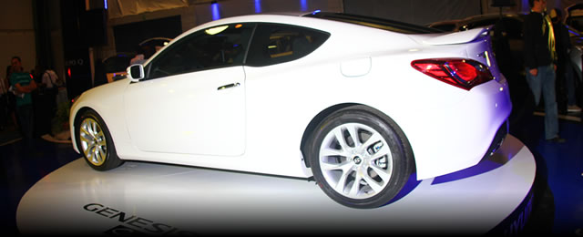 i2012genesis_coupe