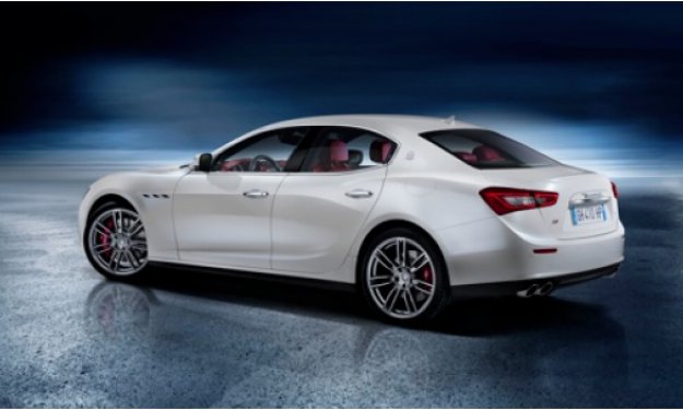 maserati_ghibli_trasera