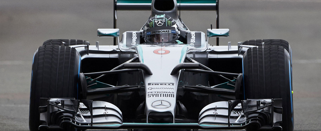 rosberg lidera